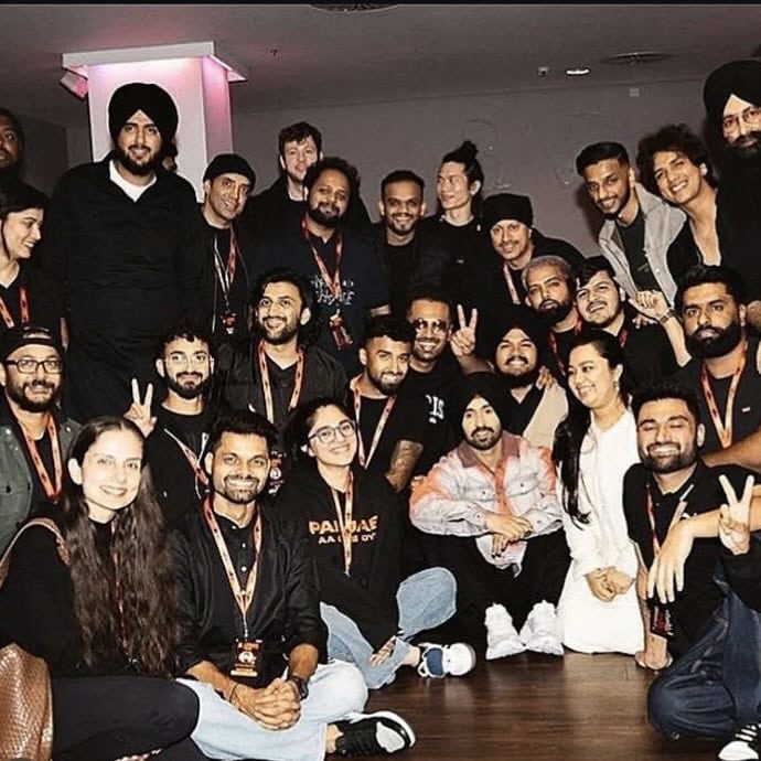 95D765F9-1BC4-488B-9940-510707E75494_1_201_a